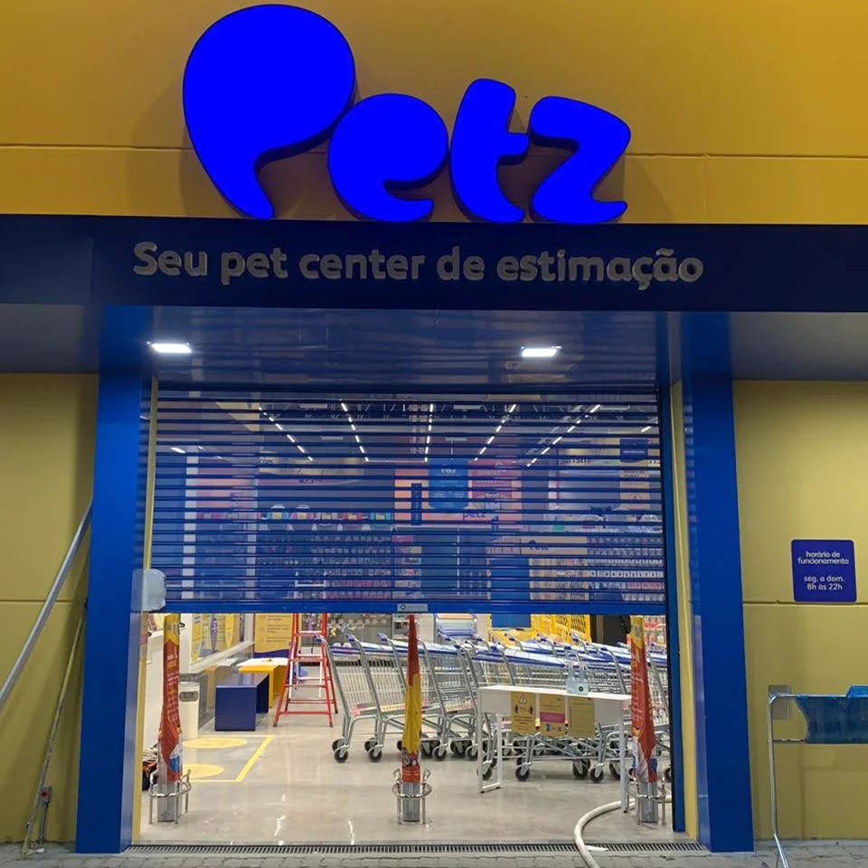 porta de enrolar para supermercado