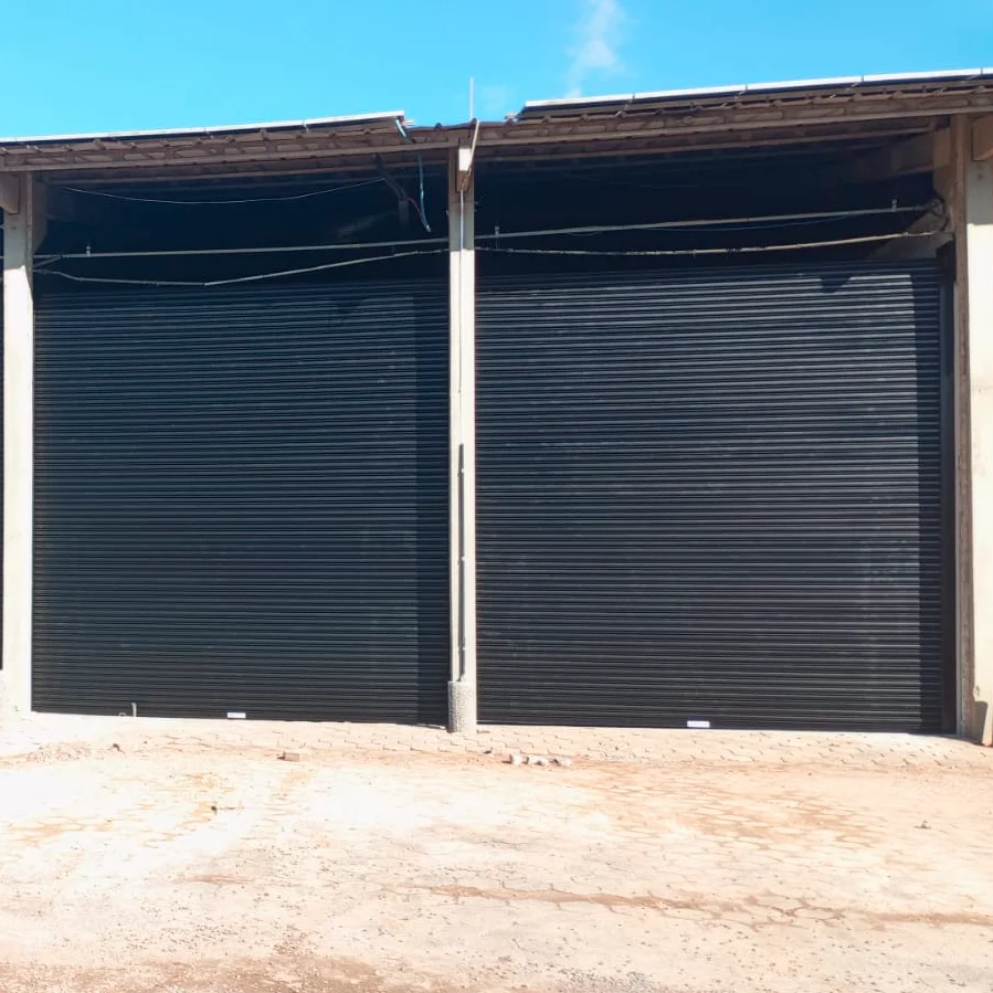 Portas rápidas para centros logísticos
