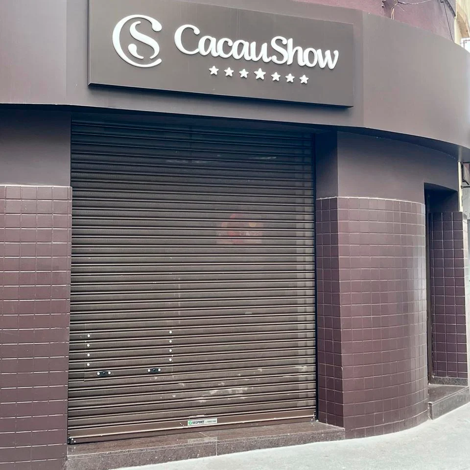 Porta de enrolar comercial MG