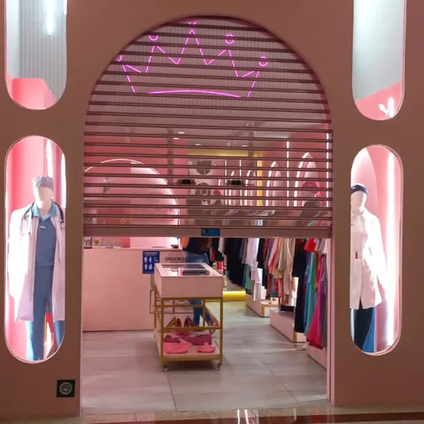 Portas automáticas no Natal