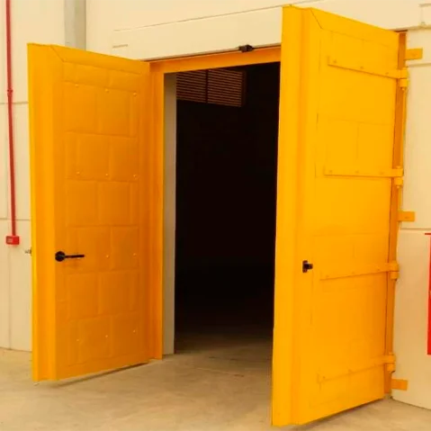 Portas corta-fogo em áreas de grande circulação